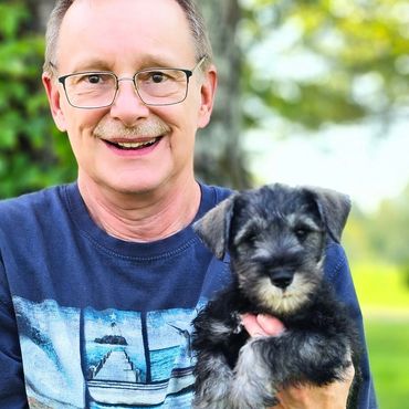 Miniature Schnauzer breeder of Indiana