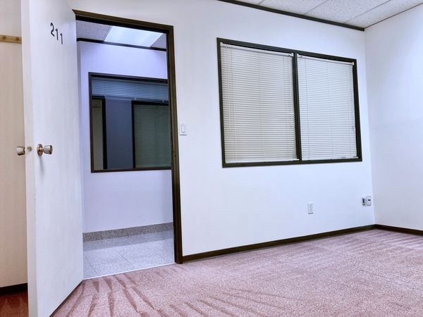 Nice, clean, low price, all inclusive, well-maintained office for rent in Calgary SE, Alberta