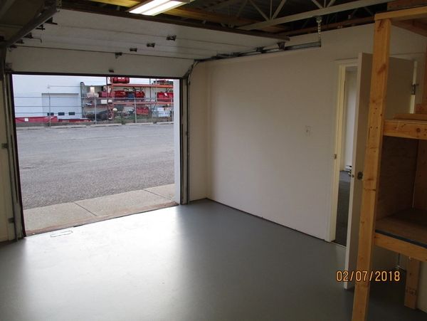 Small-Size Warehouse for rent at Wright Business Centre, Calgary South East, Alberta
