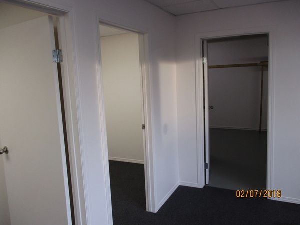 Small-Size Warehouse for rent at Wright Business Centre, Calgary South East, Alberta