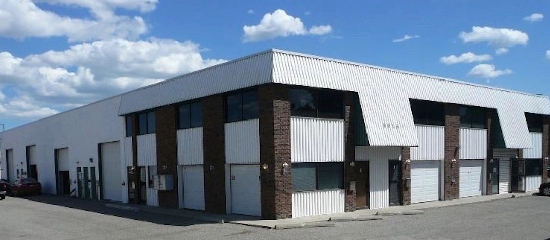 Wright Business Centre. Commercial and office space for rent. Small and medium size bays for lease