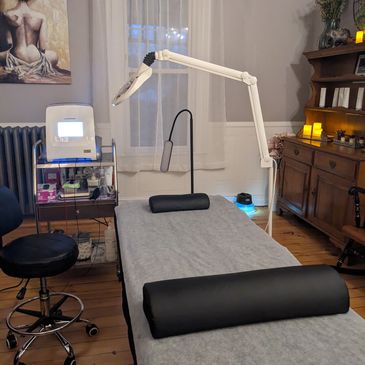 Electrolysis Hair Removal Treatment Table