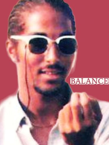 "MOONARK" Poised for the Global Stage