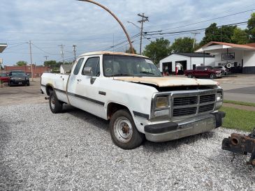 1992 Dodge D250 with Cummins Diesel