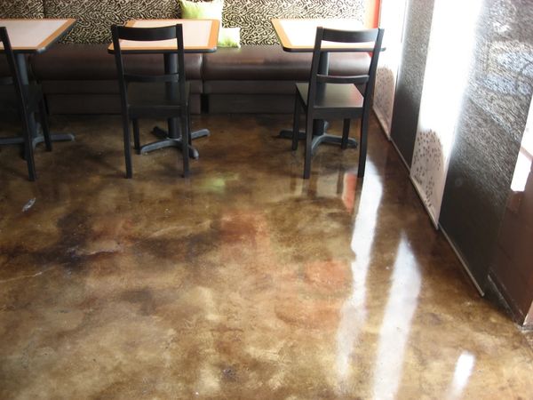 Commercial flooring for restaurants and cafés in Dallas, Texas, stained concrete floors, food chains