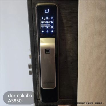 電子鎖
指紋鎖
密碼鎖
智能鎖
電子鎖安裝
dormakaba電子鎖
Yale耶魯電子鎖
SAMSUNG三星電子鎖
Milre美樂電子鎖
philips飛利浦電子鎖
WAFERLOCK維夫拉克電子鎖