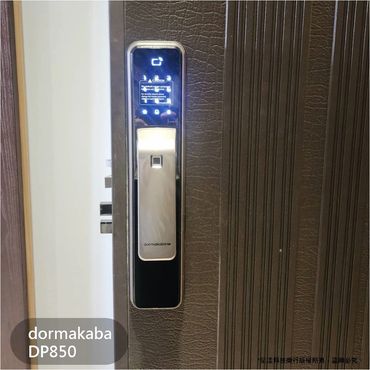 電子鎖
指紋鎖
密碼鎖
智能鎖
電子鎖安裝
dormakaba電子鎖
Yale耶魯電子鎖
SAMSUNG三星電子鎖
Milre美樂電子鎖
philips飛利浦電子鎖
WAFERLOCK維夫拉克電子鎖