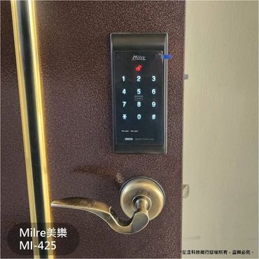 電子鎖
指紋鎖
密碼鎖
智能鎖
電子鎖安裝
dormakaba電子鎖
Yale耶魯電子鎖
SAMSUNG三星電子鎖
Milre美樂電子鎖
philips飛利浦電子鎖
WAFERLOCK維夫拉克電子鎖