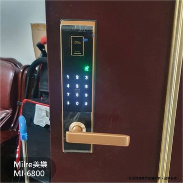 電子鎖
指紋鎖
密碼鎖
智能鎖
電子鎖安裝
dormakaba電子鎖
Yale耶魯電子鎖
SAMSUNG三星電子鎖
Milre美樂電子鎖
philips飛利浦電子鎖
WAFERLOCK維夫拉克電子鎖