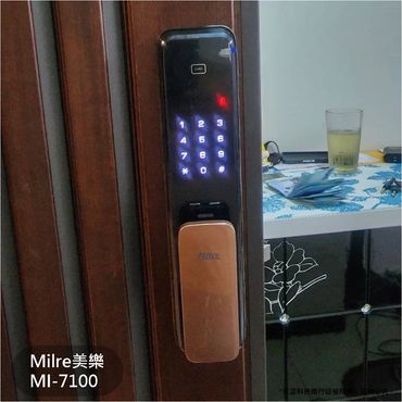 電子鎖
指紋鎖
密碼鎖
智能鎖
電子鎖安裝
dormakaba電子鎖
Yale耶魯電子鎖
SAMSUNG三星電子鎖
Milre美樂電子鎖
philips飛利浦電子鎖
WAFERLOCK維夫拉克電子鎖