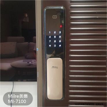 電子鎖
指紋鎖
密碼鎖
智能鎖
電子鎖安裝
dormakaba電子鎖
Yale耶魯電子鎖
SAMSUNG三星電子鎖
Milre美樂電子鎖
philips飛利浦電子鎖
WAFERLOCK維夫拉克電子鎖