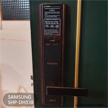 電子鎖
指紋鎖
密碼鎖
智能鎖
電子鎖安裝
dormakaba電子鎖
Yale耶魯電子鎖
SAMSUNG三星電子鎖
Milre美樂電子鎖
philips飛利浦電子鎖
WAFERLOCK維夫拉克電子鎖