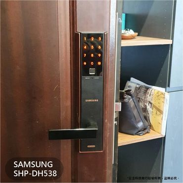 電子鎖
指紋鎖
密碼鎖
智能鎖
電子鎖安裝
dormakaba電子鎖
Yale耶魯電子鎖
SAMSUNG三星電子鎖
Milre美樂電子鎖
philips飛利浦電子鎖
WAFERLOCK維夫拉克電子鎖