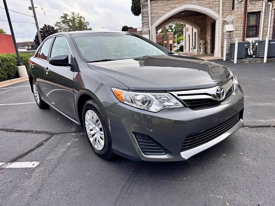 2014 Toyota Camry LE