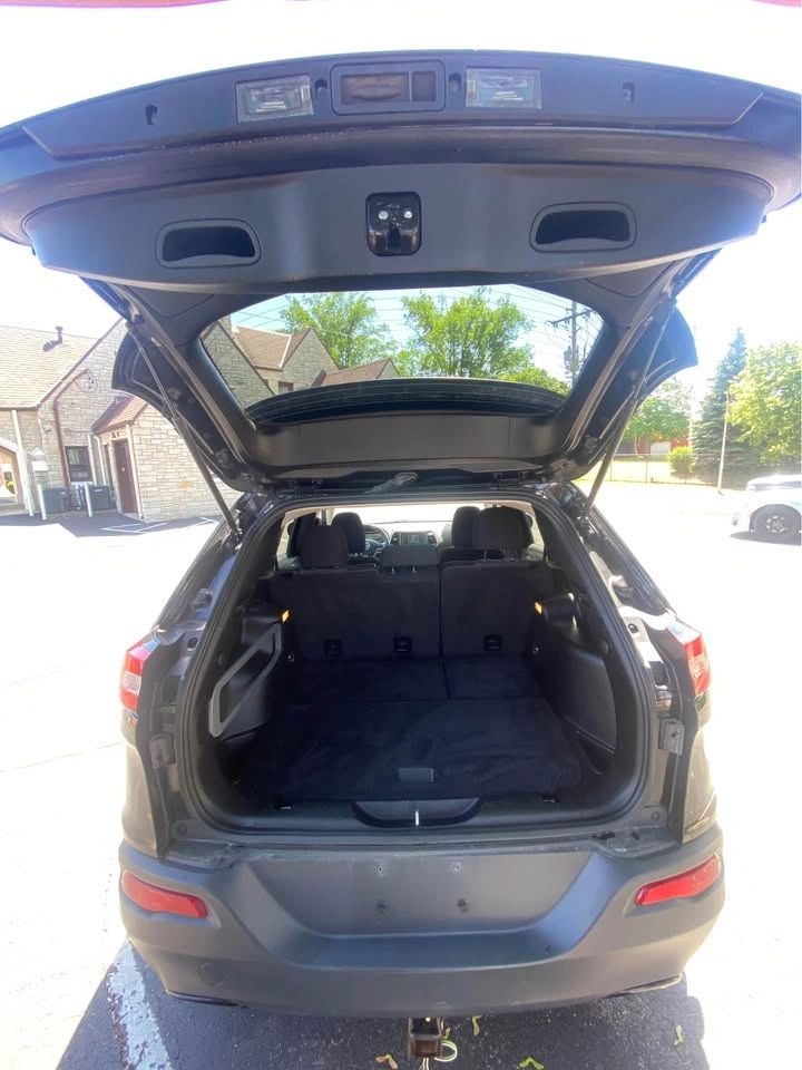 2018 Jeep Cherokee Latitude - Photo 10