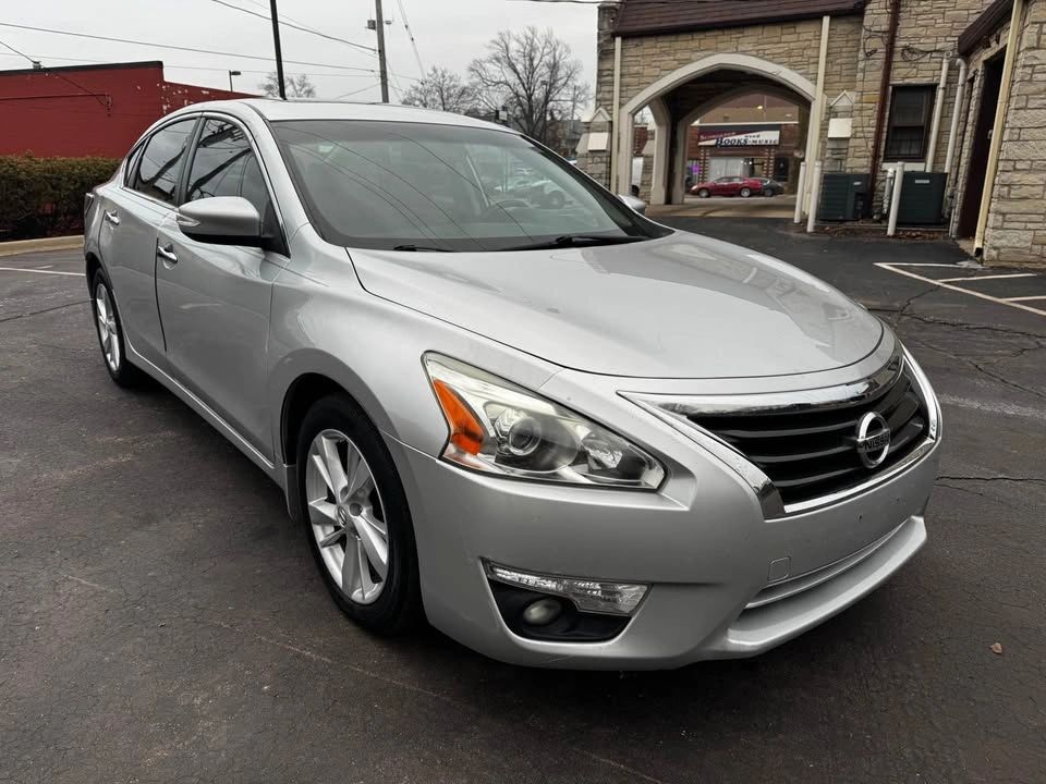 2015 Nissan Altima 2.5 SV's photo