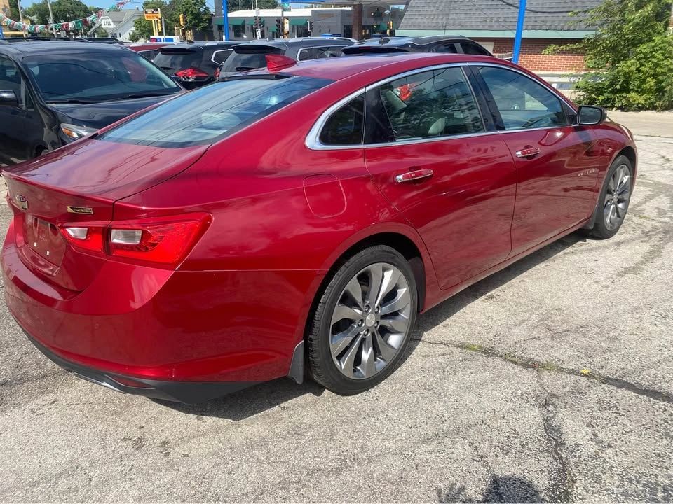 2016 Chevrolet Malibu 2LZ Premier - Photo 5
