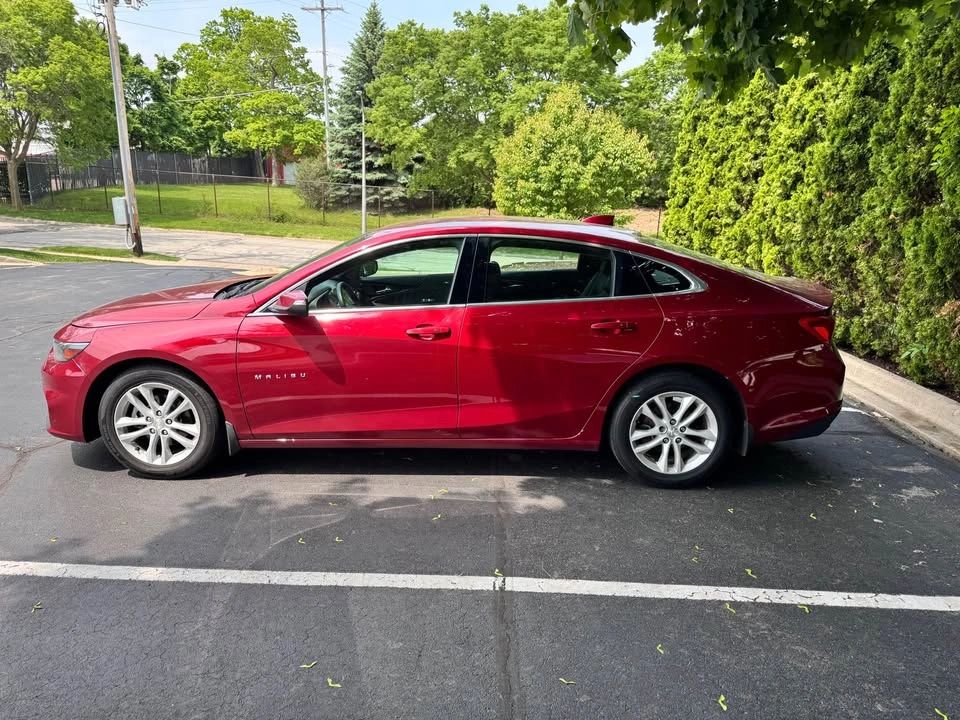 2017 Chevrolet Malibu 1LT - Photo 8