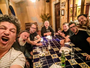 Dinner Time - Luis Miguel Band, Luis Miguel Stage, Luis Miguel Musicians, Luis Miguel tour