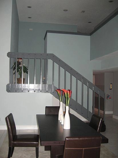 Dining_room_and_stairs.jpg