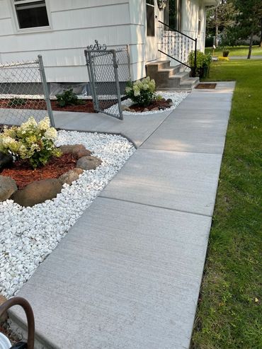 concrete sidewalk and custom concrete entry
