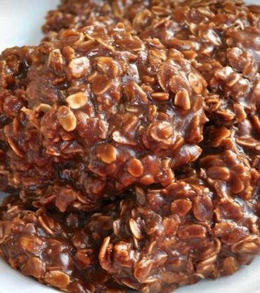 Talk about tradition with chocolate oatmeal cookie. Delicious, smooth, melt in your mouth.