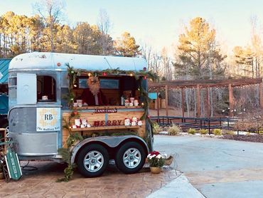 christmas wedding ideas, horse trailer bar, three birches event venue, atlanta mobile bar, bar ideas