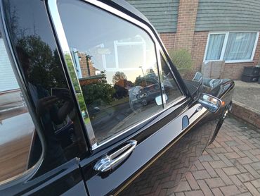 Close up drivers side door Daimler DS420