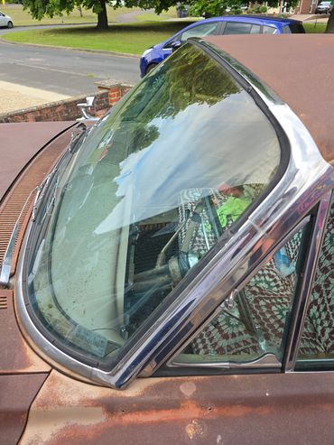 Ford Fairlane exterior windscreen and metal surround