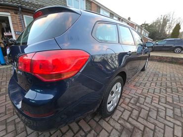 Rear 3/4 of blue Vauxhall Astra polished and detailed by AM Auto Aesthetics