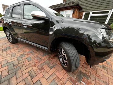 Dacia Duster Exterior Angle