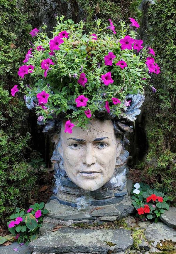 Large clay portrait image