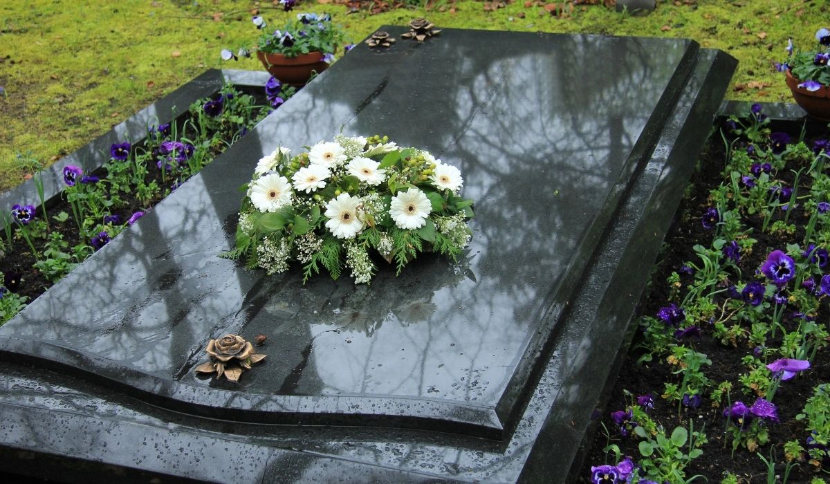 final legacy inc burial image