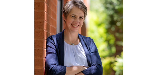 Dr Robyn Jordan