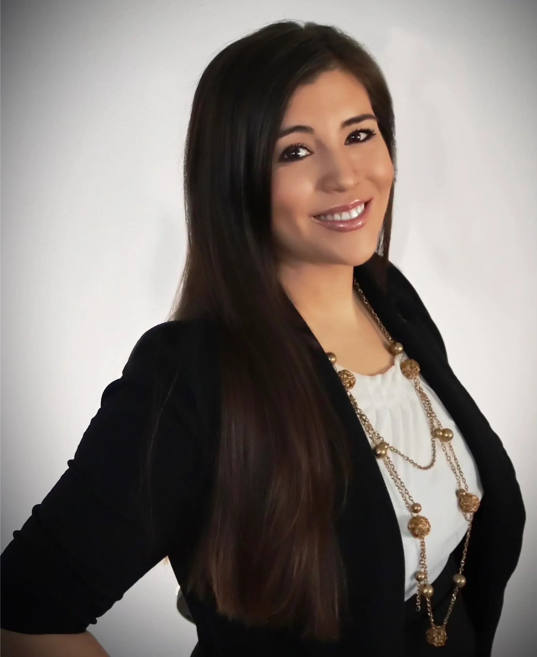 Shannon Solis-Leasau Project Management Consulting ESG Ryan Frazier
