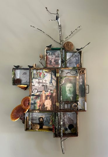 Assemblage of memorabilia from the Watson family homestead in Goochland County, Virginia