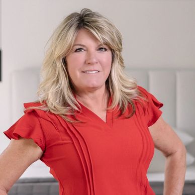 Shawna Sonnenburg is the Broker/Owner