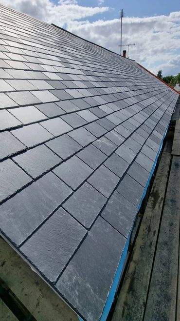 Rockhouse 20x10 natural slate installed