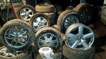 Alloy Wheels With Tyres Fitted