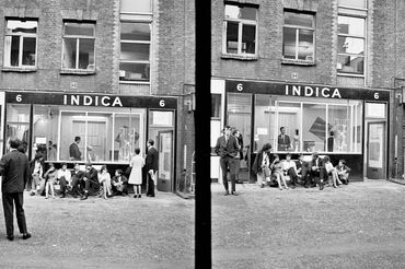 photograph of Indica Gallery and Books taken from center of Mason's Yard, London, 1965