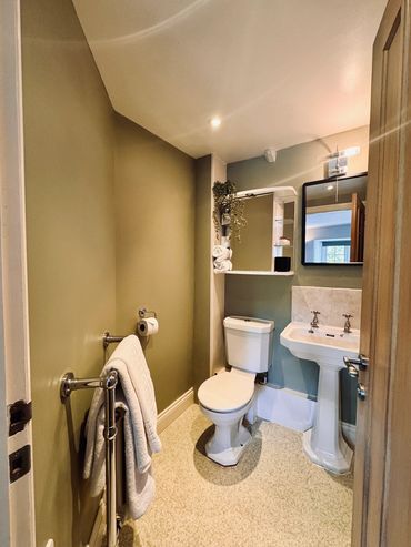 ENSUITE, DOUBLE ROOM