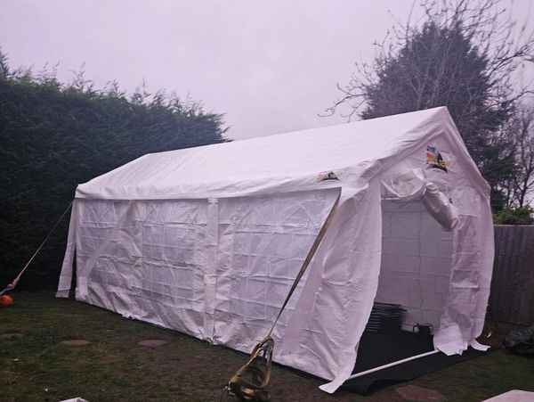 event tent