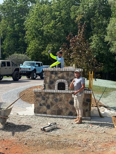 Brick and stone masonry in Metro Detroit. Cultured stone company in Leonard Michigan. Licensed