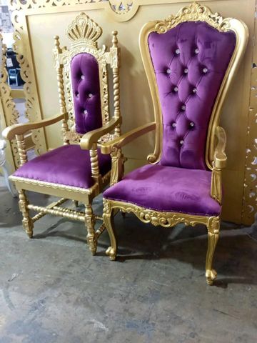 THRONE CHAIR