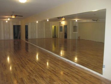 Dancing gym mirror wall