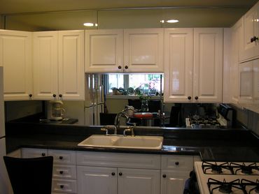 Mirrors for kitchen backsplash