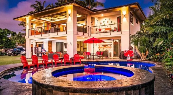 Schmidt General Contracting’s first full home build in Kailua-Kona.