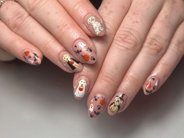 Detailed nail art