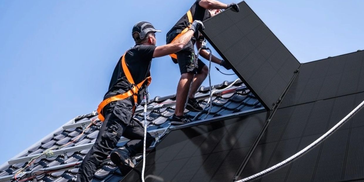 Solar Panel Installation in Walnut Creek, CA with Premium Alpha Black Solar Panels