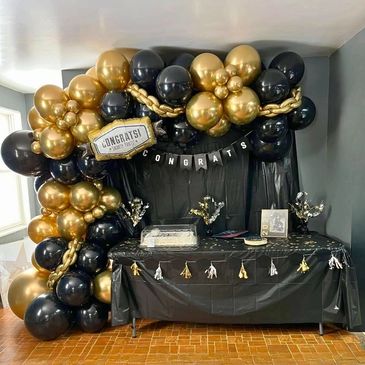 At Divine Celebrations, we specialize in creating unforgettable balloon displays tailored to your de
